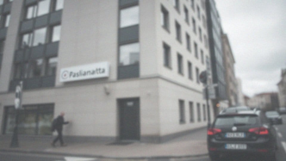 Co zrobić, gdy zauważę nielegalną działalność?