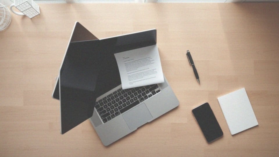 Czy wypowiedzenie można wysłać mailem? Praktyczny przewodnik